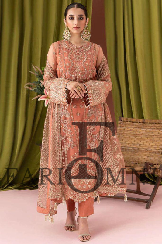 Emaan Adeel suit by FariOmni