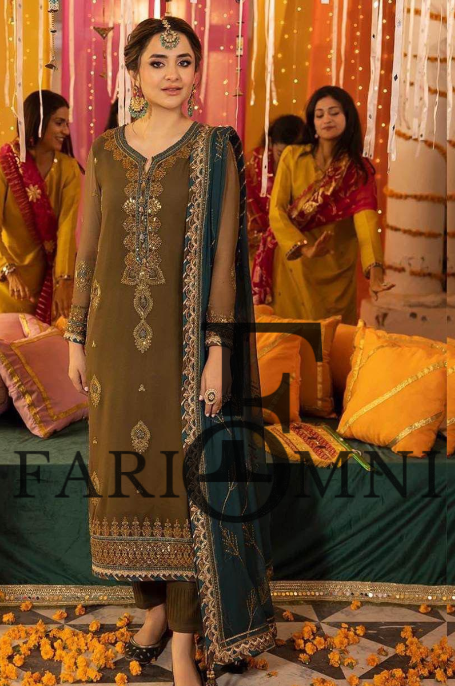 asim-jofa-embroidered-chiffon-by-fariomni