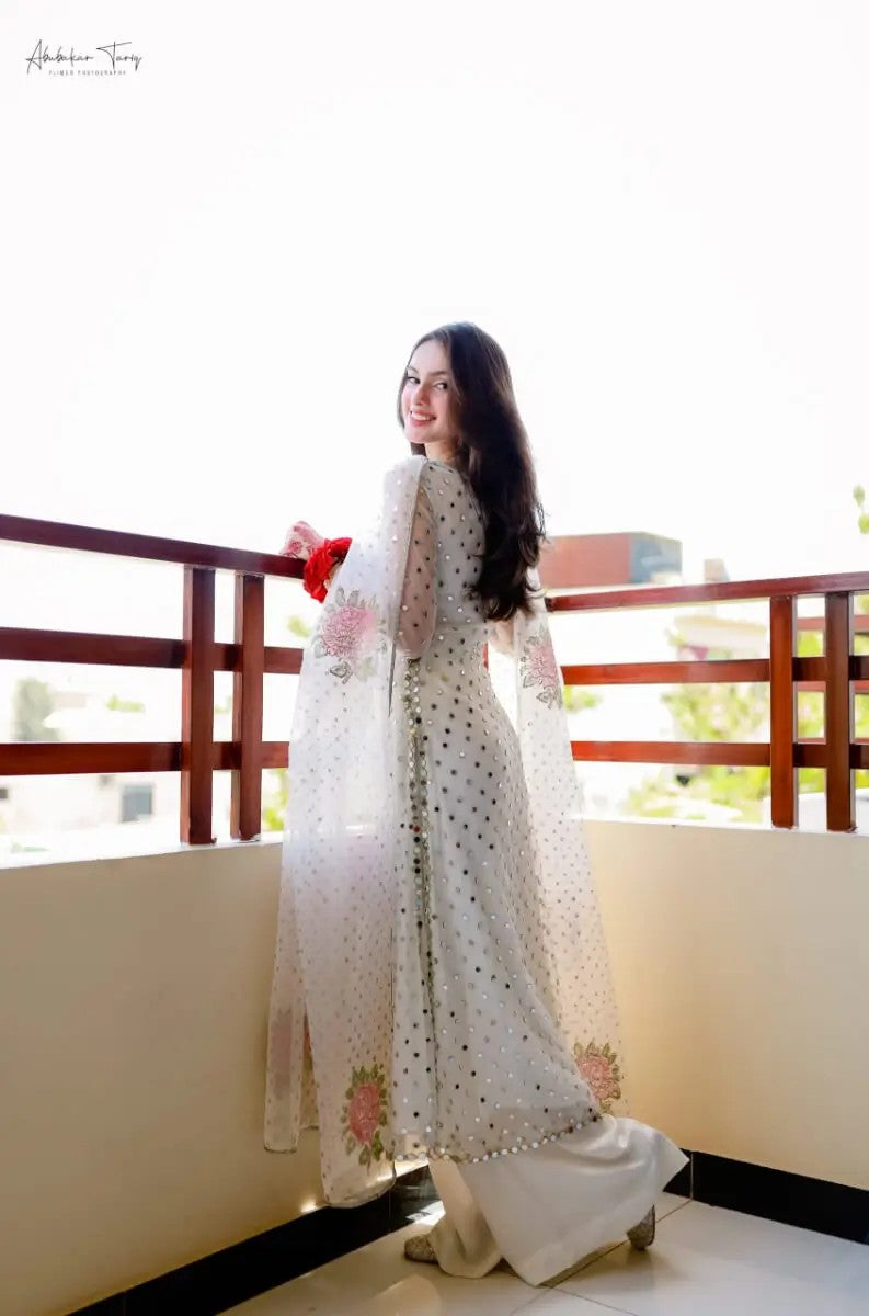 Erum Khan chiffon dress by FariOmni